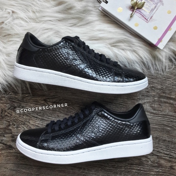 Converse Shoes - NEW Converse Pro Leather Scale LP Ox